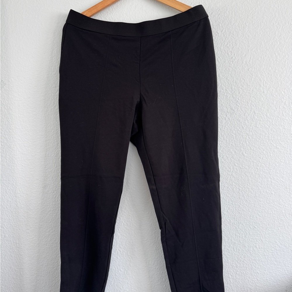 Uniqlo Women's Black Ankle Pants